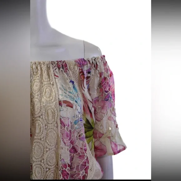 Sunday Tropez France Silk lace trim Floral Off-Shoulder Top & skirt set xs-s